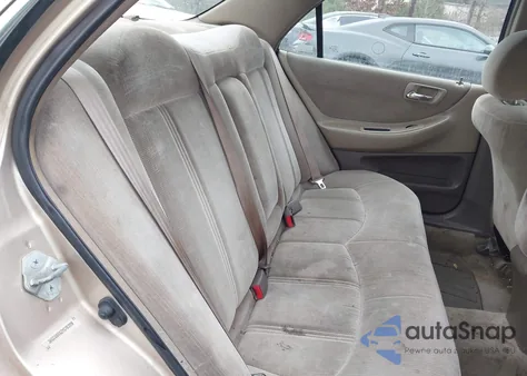 2000 Honda Accord 2.3 Lx z USA, uszkodzony, nr VIN 3HGCG6652YG703719